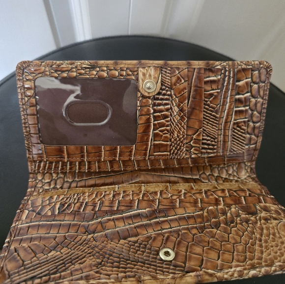 NEW Brahmin Ady Leather Wallet - Color: Luggage Brown - Picture 4 of 7